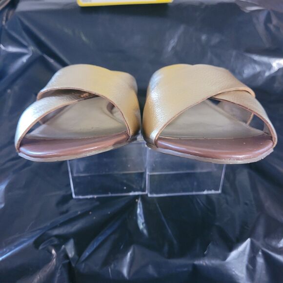 NIB Joan&David Gold Cireca Luxe Criss Cross Wedgr Slides Sz 8M - Picture 5 of 9